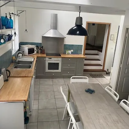 Charmante Maison Proche A Locmaria, 4 Pers, Jardin, Cheminee, Equipements Complets - Fr-1-418-97 * Locmaria